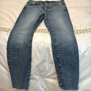 Mother blue jeans the stunner ankle fray
Color whiplash